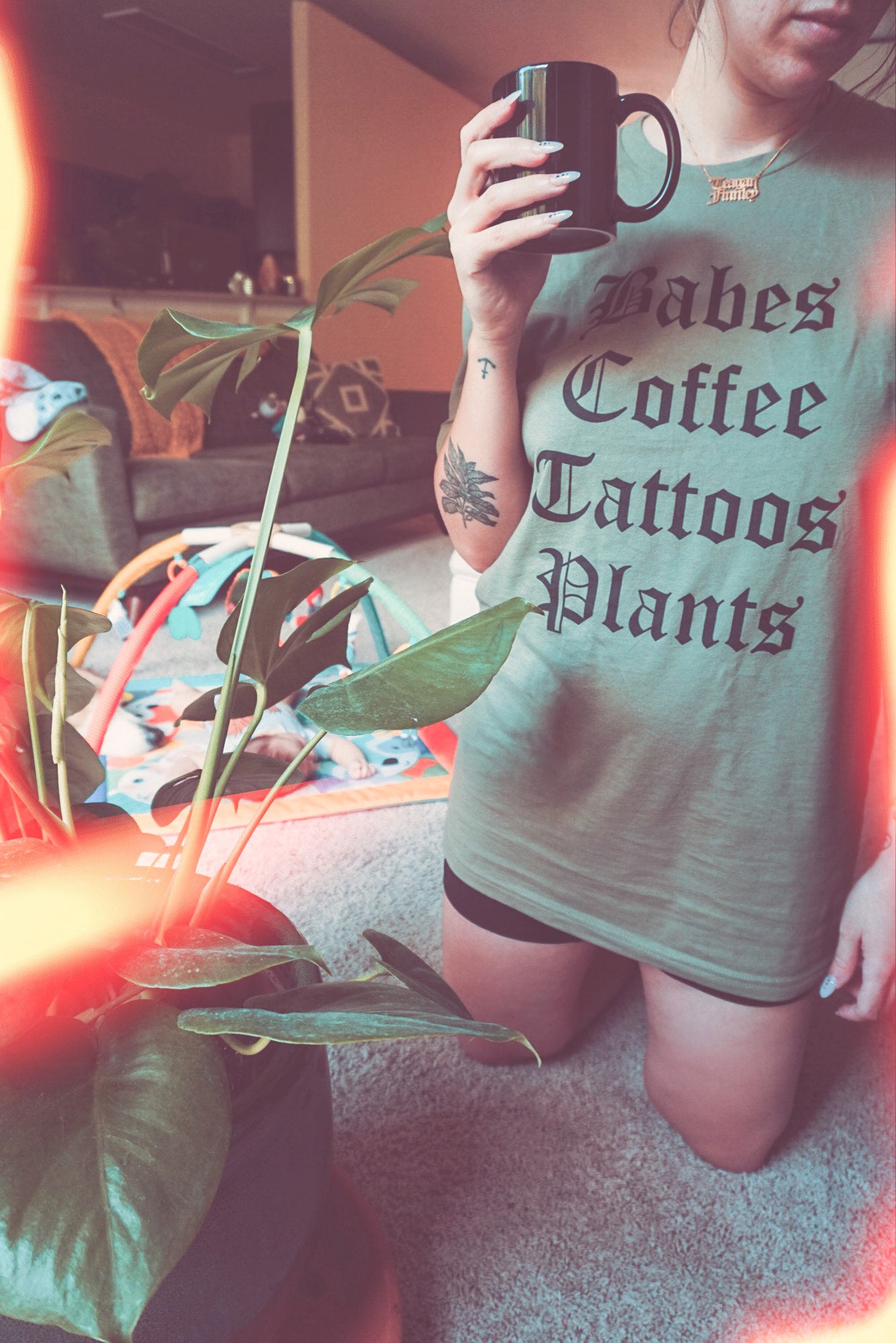 Babes Coffee Tattoos Plants - Unisex